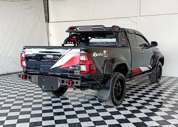 Used 12
                    TOYOTA
                     for Sale Image